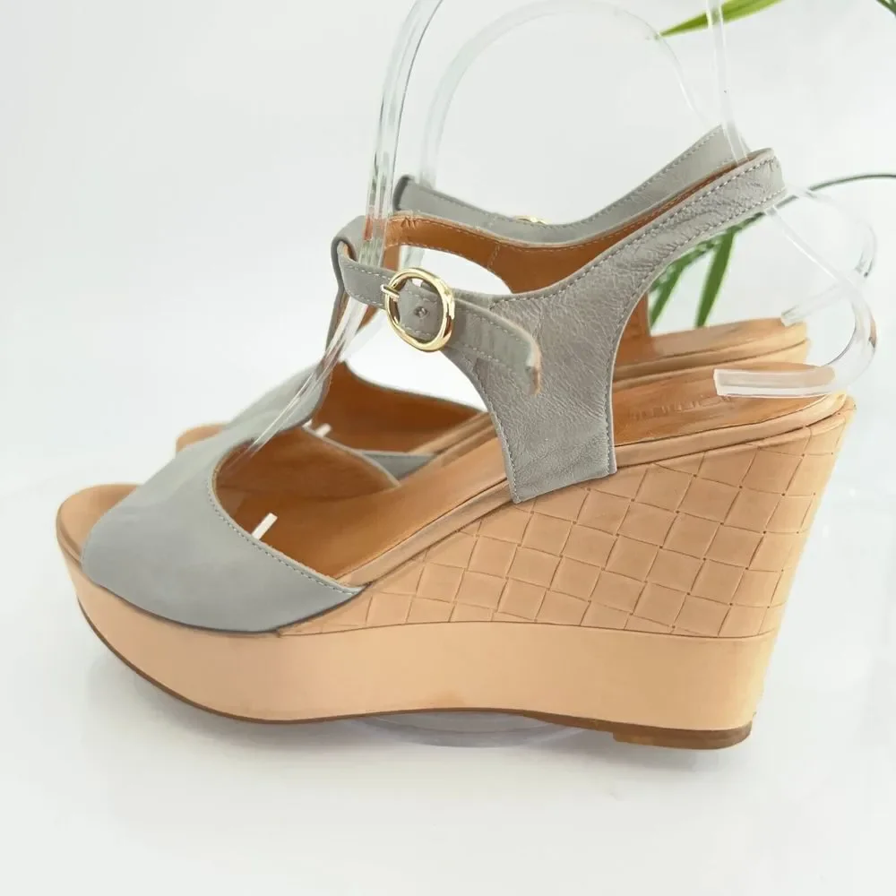 Pomme D'or Sandals Women's Size 39 8 Blue Gray Leather T-Strap Platform Wedge - Picture 8 of 16